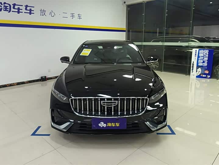 Фото 2 - Geely Preface