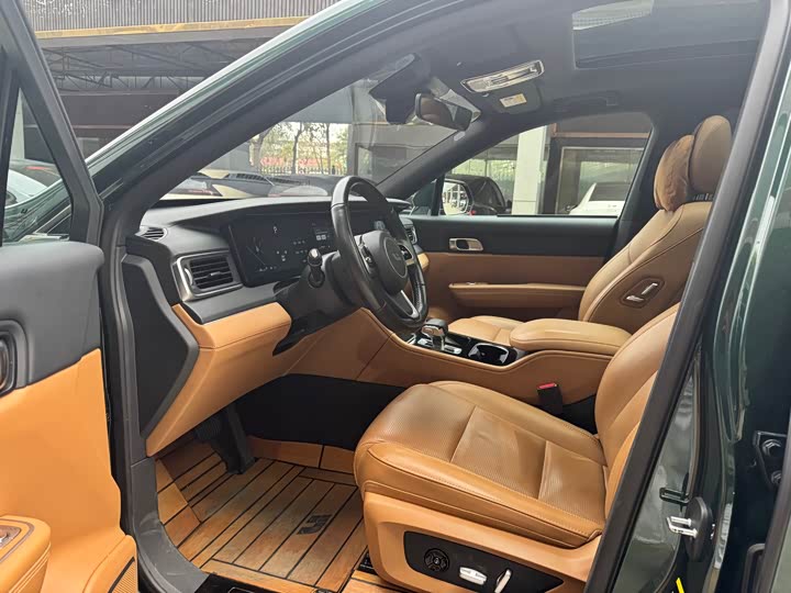 Фото 4 - LiXiang One