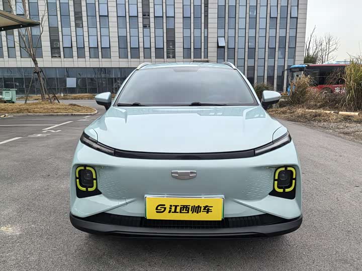 Фото 2 - Geely Geometry E Firefly