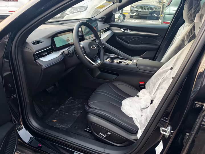 Photo 5 - Geely Preface