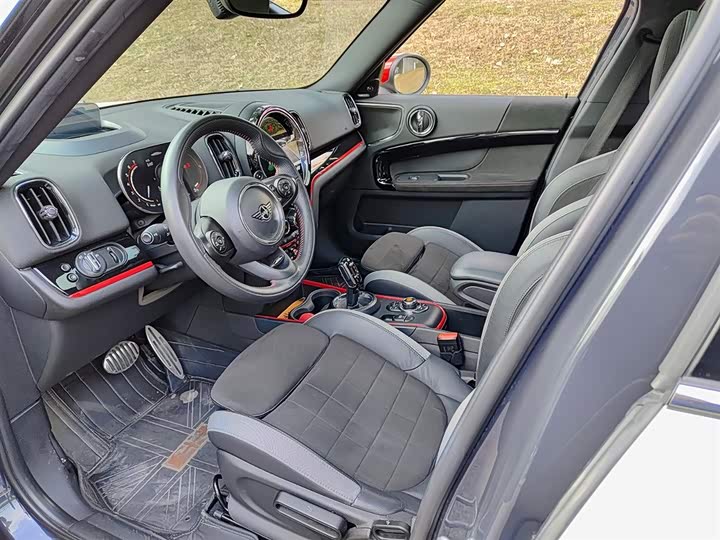 Фото 7 - Mini Countryman JCW