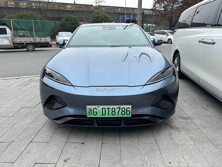 Фото 2 - BYD Seal