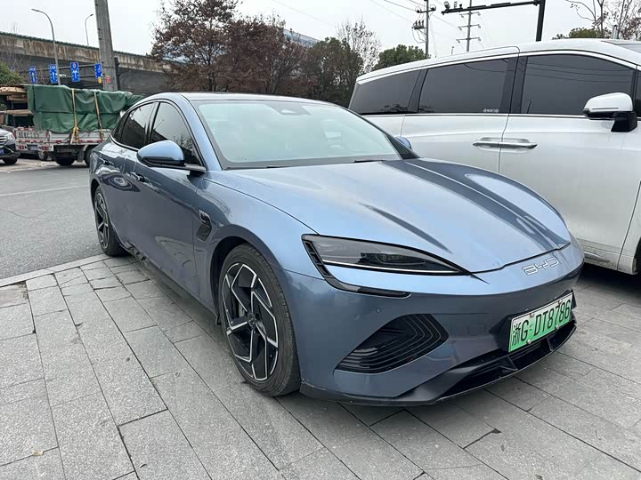 Фото 3 - BYD Seal