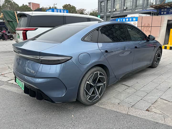 Фото 9 - BYD Seal