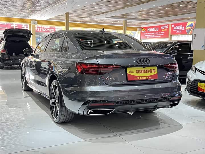 Фото 4 - Audi A4L