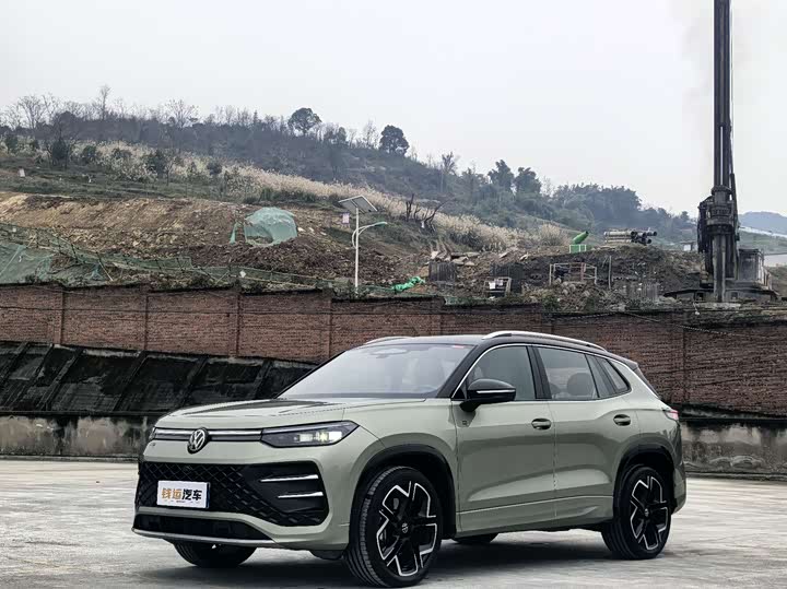 Фото 1 - Volkswagen Tayron