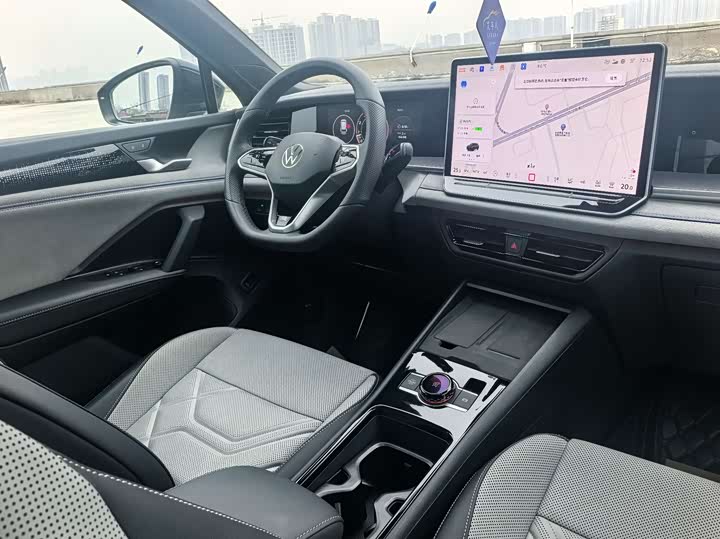 Фото 9 - Volkswagen Tayron