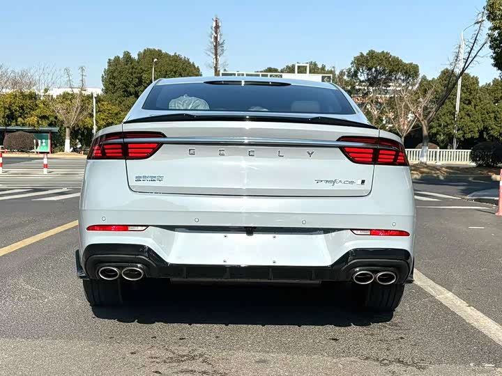 Фото 5 - Geely Preface