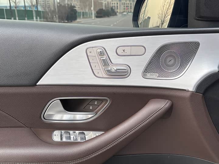 Фото 4 - Mercedes-Benz GLE-Class