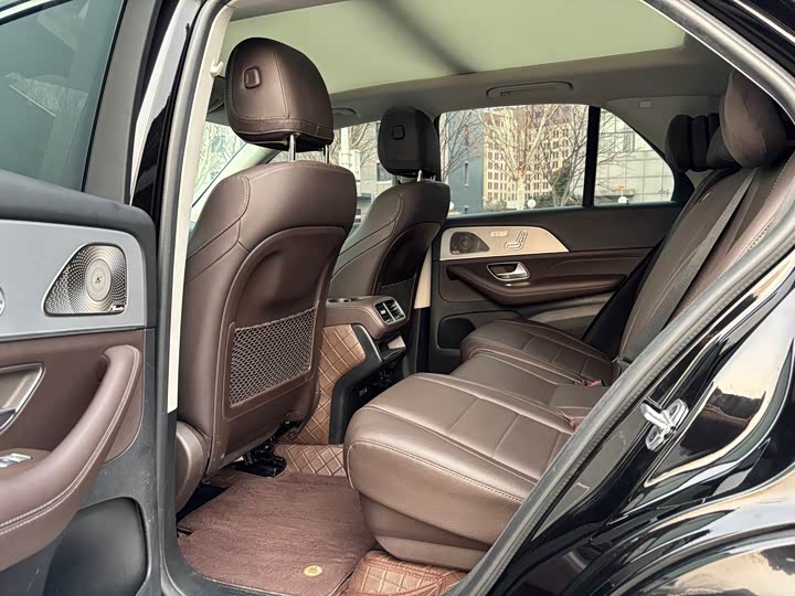 Фото 6 - Mercedes-Benz GLE-Class