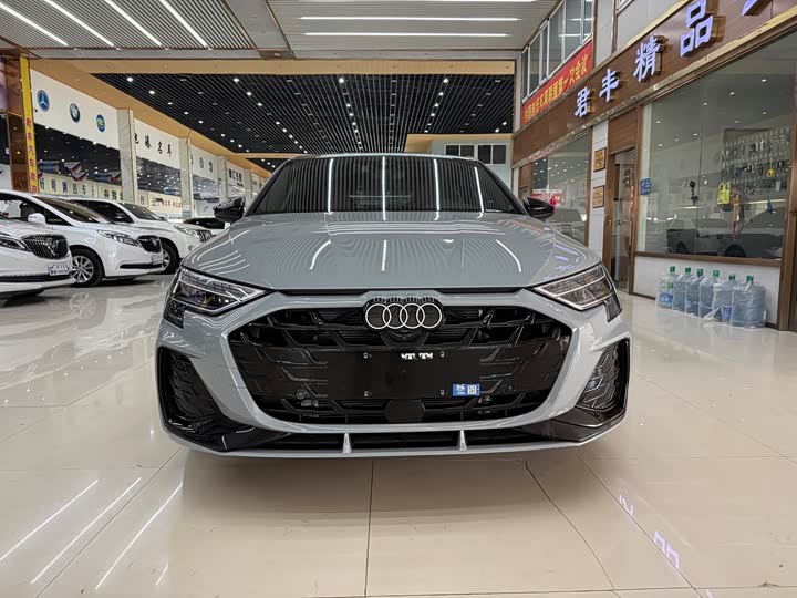 Фото 2 - Audi A3