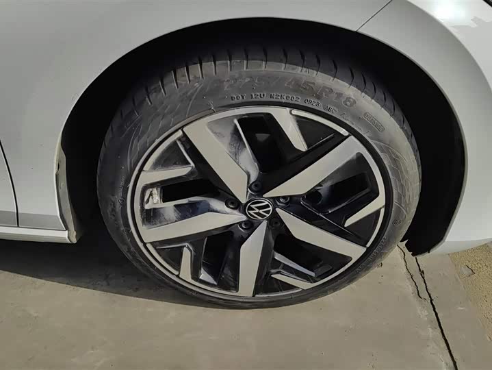 Фото 6 - Volkswagen Lamando L