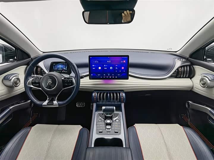 Фото 5 - BYD Yuan Plus