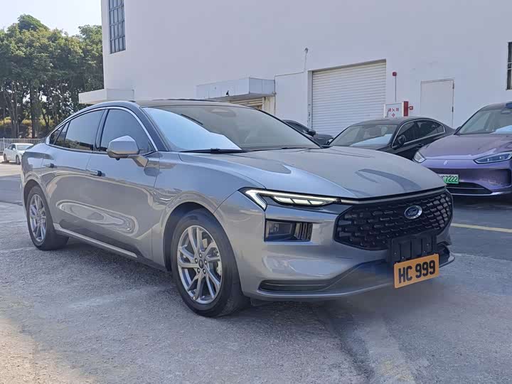 Фото 3 - Ford Mondeo