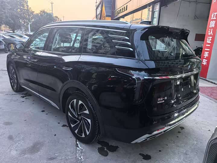 Фото 5 - Hongqi HS7 Hybrid