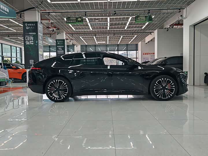 Фото 4 - Avatr 12