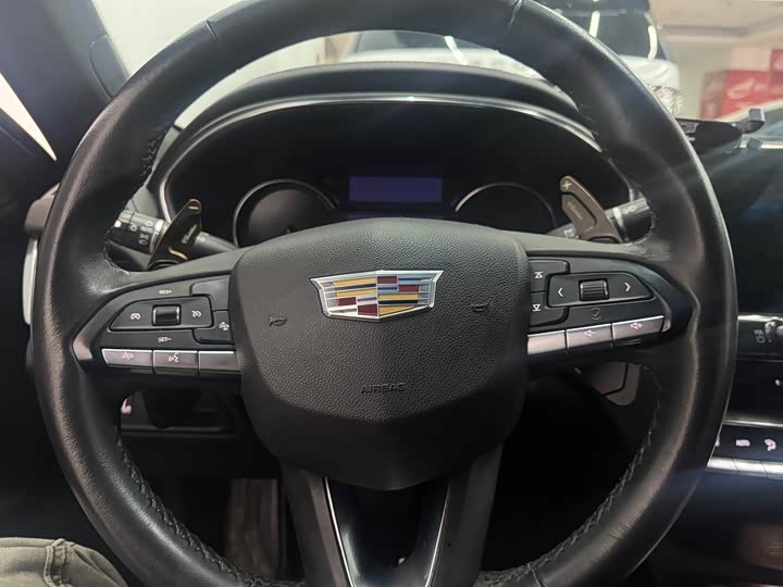 Фото 3 - Cadillac CT5