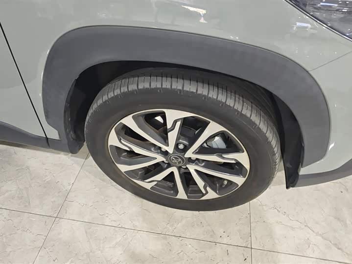 Фото 6 - Toyota Corolla Cross