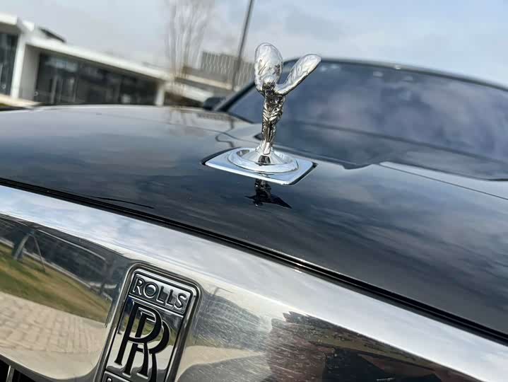 Фото 7 - Rolls-Royce Cullinan