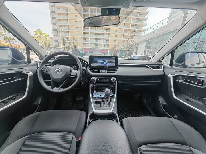 Фото 9 - Toyota Wildlander