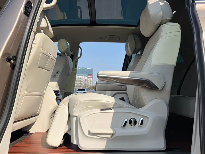 Фото 6 - Volkswagen Viloran