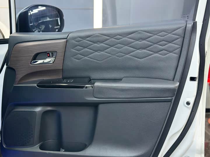 Фото 7 - Honda Odyssey