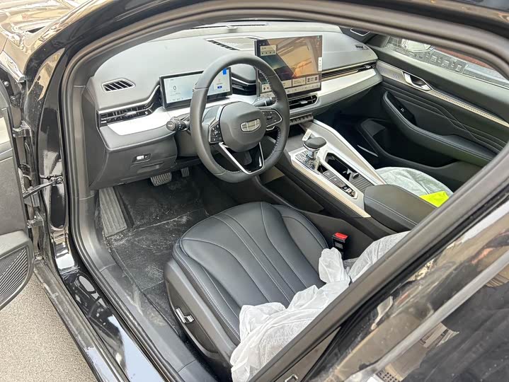 Photo 6 - Geely Preface