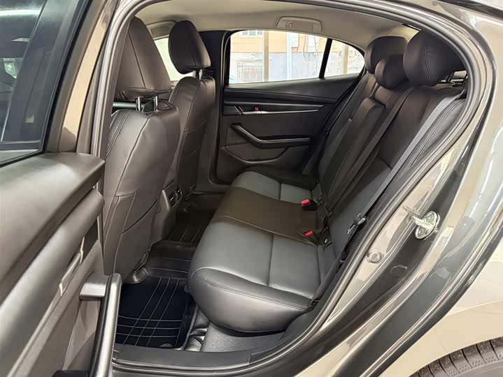 Photo 7 - Mazda 3 (Axela)