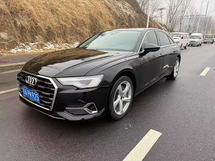 Фото 2 - Audi A6L