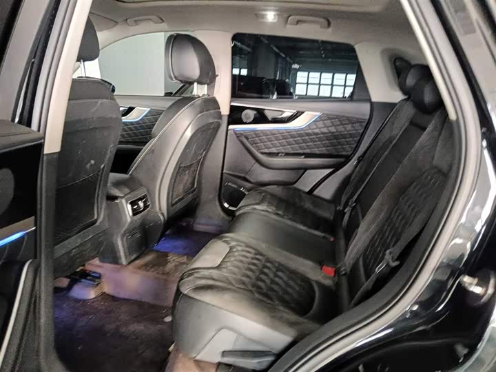 Фото 9 - Hongqi HS5