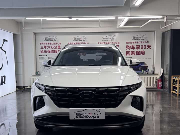 Фото 2 - Hyundai Tucson L