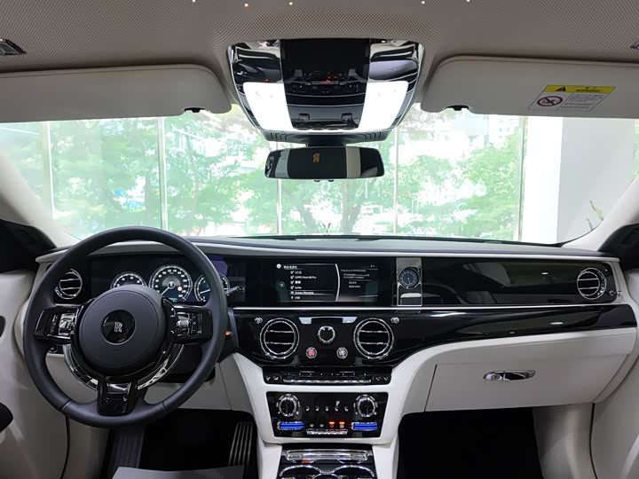 Фото 9 - Rolls-Royce Ghost