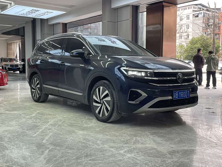 Фото 3 - Volkswagen Talagon