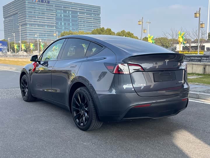 Фото 7 - Tesla Model Y