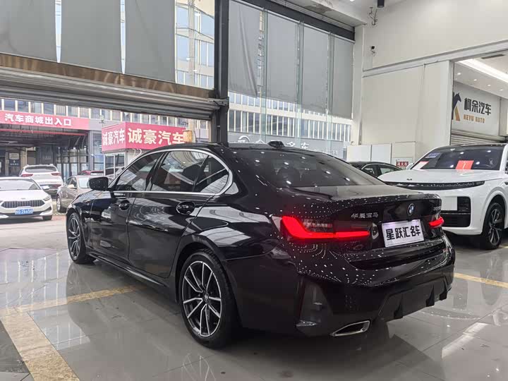 Фото 4 - BMW 3 Series