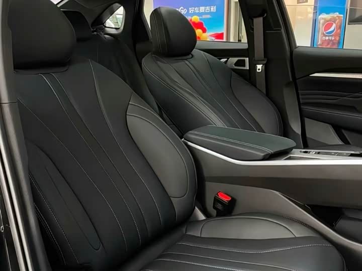 Фото 9 - Geely Preface