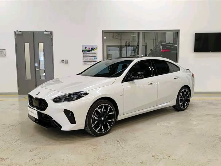 Фото 1 - BMW 2 Series