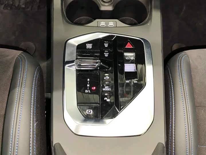 Фото 9 - BMW 2 Series