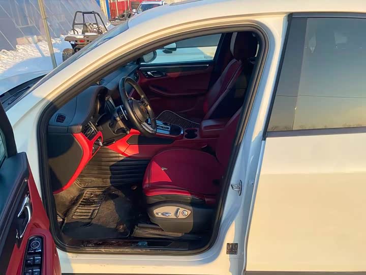 Фото 5 - Porsche Macan