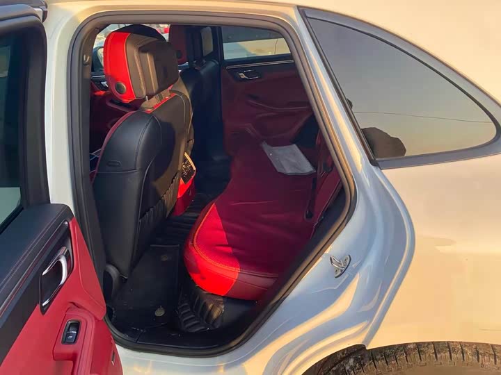 Фото 6 - Porsche Macan