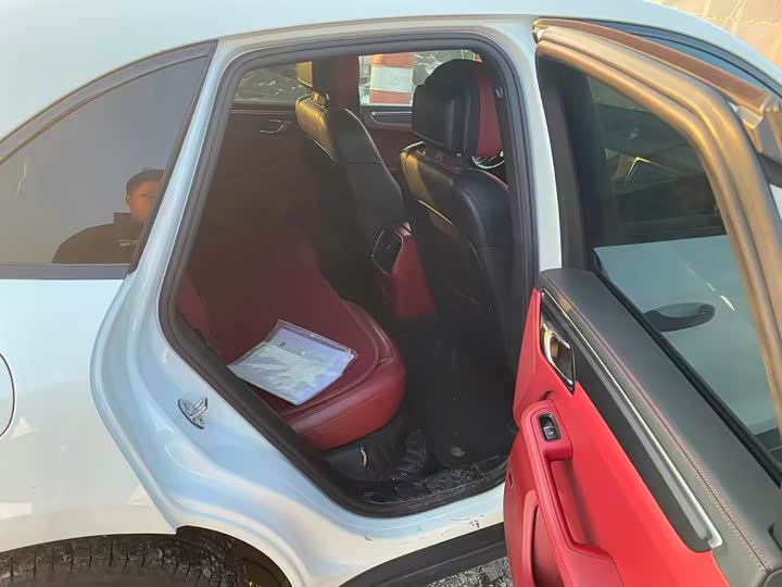 Фото 7 - Porsche Macan