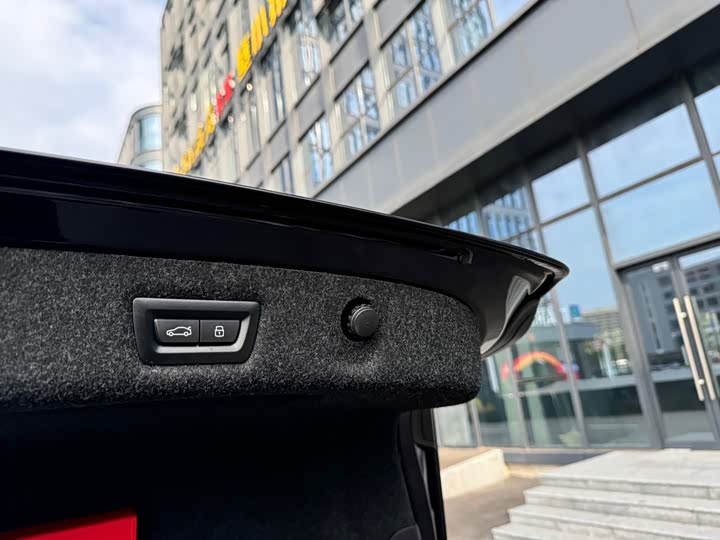 Фото 6 - BMW 5 Series