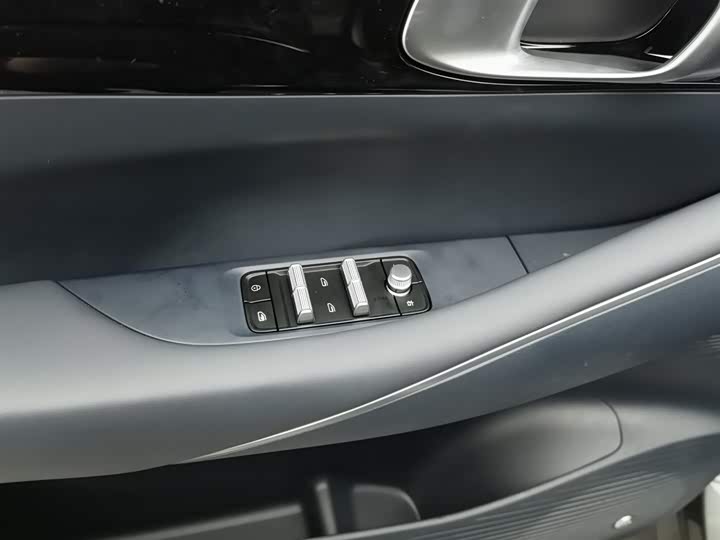 Фото 9 - Geely Galaxy E5