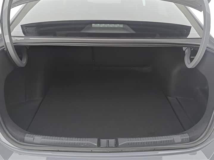 Фото 4 - Volkswagen Lavida