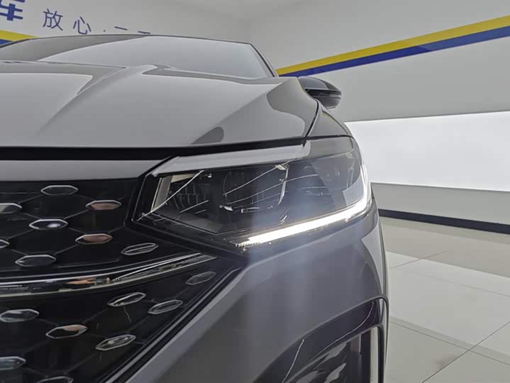 Фото 5 - Volkswagen Lavida