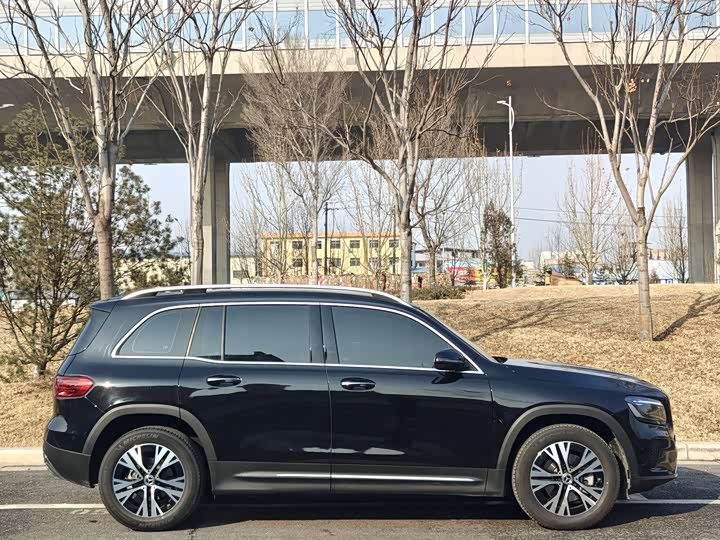 Фото 5 - Mercedes-Benz GLB-Class