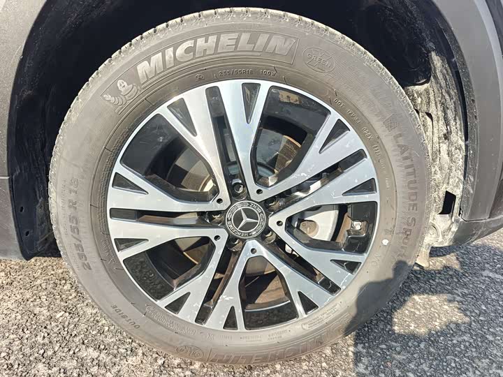 Фото 9 - Mercedes-Benz GLB-Class