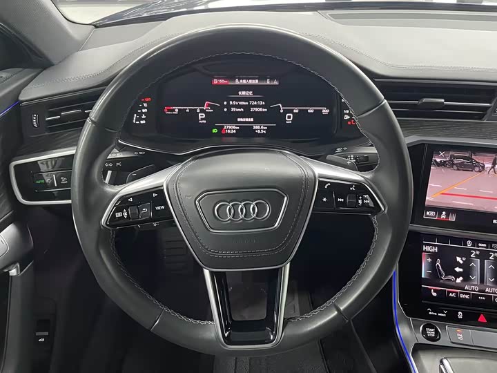 Фото 8 - Audi A6L