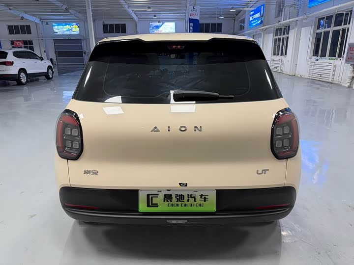 Фото 5 - GAC Aion UT