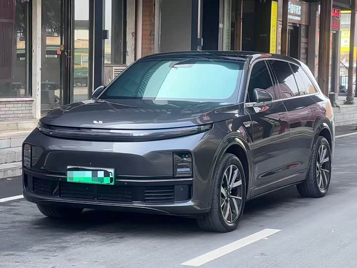 Фото 1 - LiXiang L7